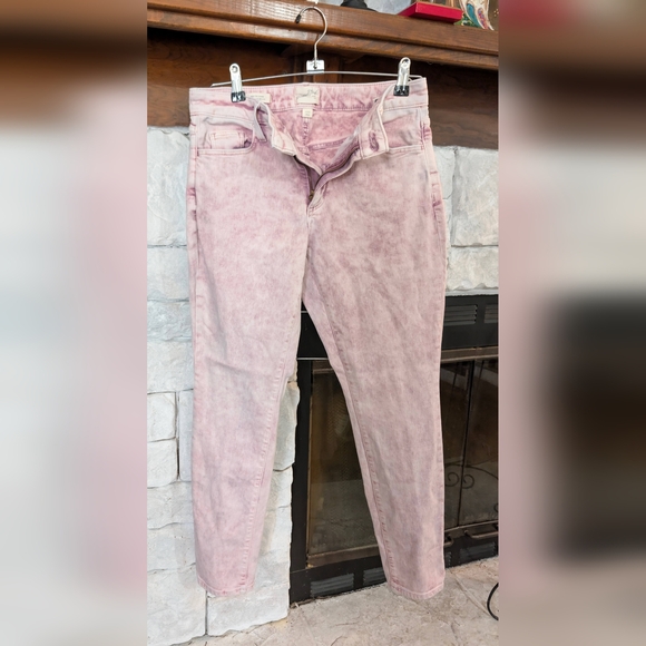 Universal Thread Denim - Women's Vtg Universal Thread Blush High Rise Skinny Jeans